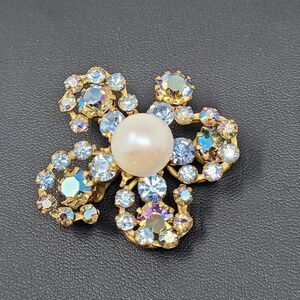 Vintage Signed Austrian Crystal Butterfly Pin Brooch AB Blue Faux‎ Pearl Center